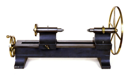 1840Whitworthmeasuringmachine