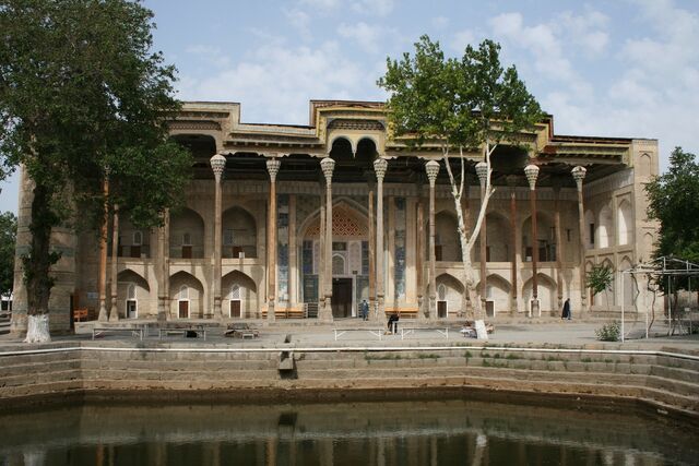 Fișier:Hoja Zayniddin Mosque in Bukhara - Uzbekistan.jpg