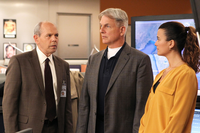 Datei:10x09-Devil-s-Trifecta-ncis-32949224-2000-1333.png