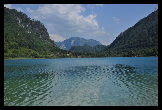 File:Boracko-Jezero-a18643510.jpg