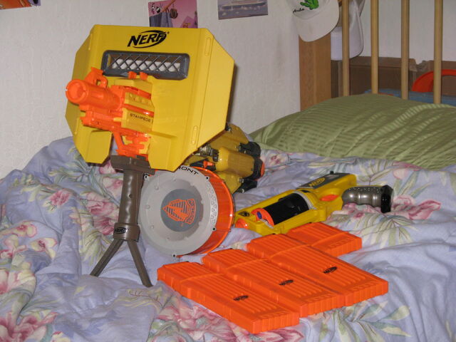File:StampedeW4Clips.jpg