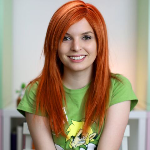 File:Emma Blackery.jpg
