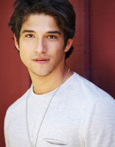 File:Tyler Posey.jpg