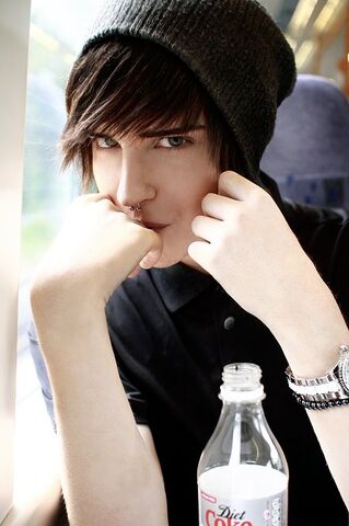 File:Gabe.jpg