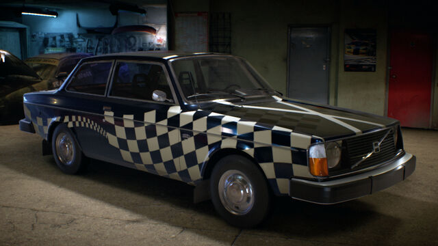 File:NFS2015Volvo242DLWrap1Garage.jpg