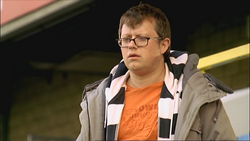1x4 DuncanRegardeTomMourir.png