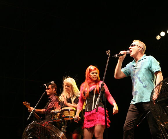 File:The B52s.jpg