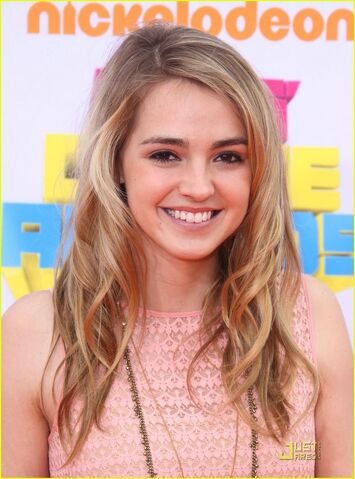 File:Katelyn Tarver.jpeg