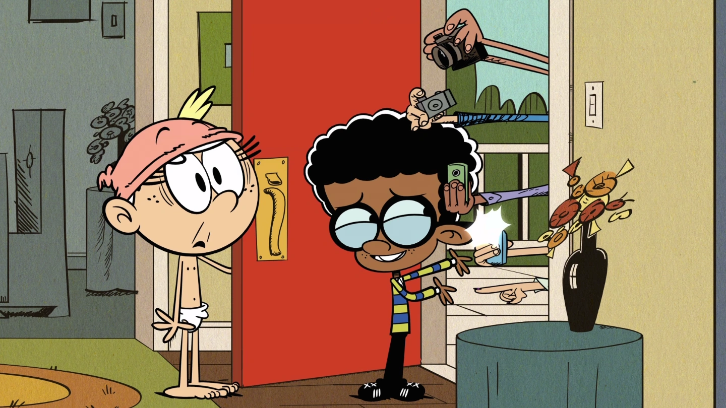 Image Lincoln and Clyde McBride Paparazzi from the Loud House.png