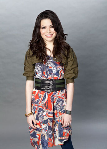 File:Miranda Cosgrove.jpg