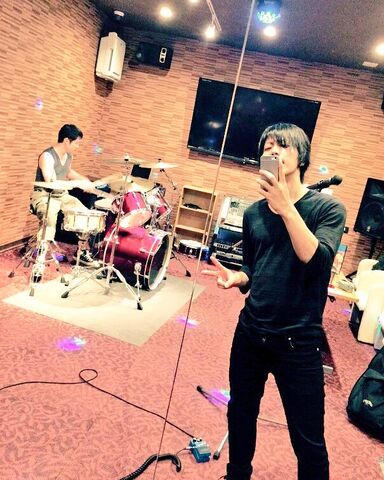 File:MegaterRehearsal.jpg