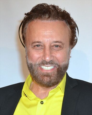 File:Yakov Smirnoff-BBE-005635.jpg