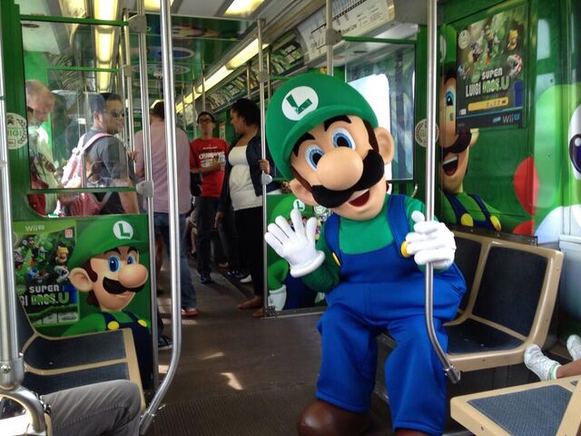File:Luigi2013Chicago3.jpg