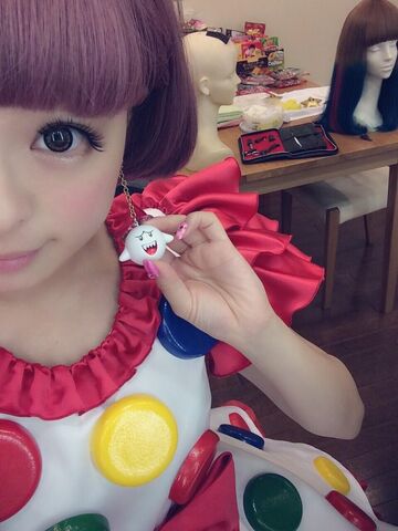 File:Kyary-makingof.jpg