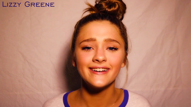 File:LizzyGreene 0002.png