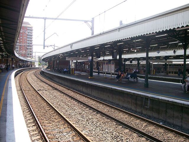 File:Strathfield railway station.jpg