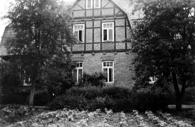 Datei:Leitzmannshof ie.jpg