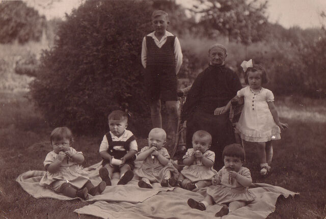Datei:Leitzmannshof-Kinder.jpg