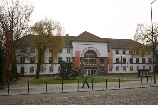 Datei:Deutsches Ledermuseum.jpg