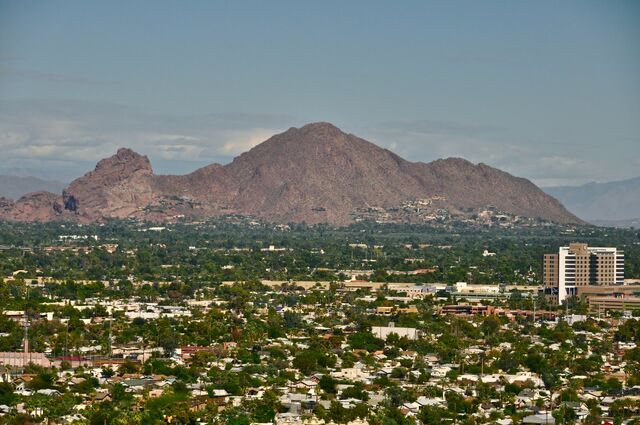 File:Camelback Mountain.jpg