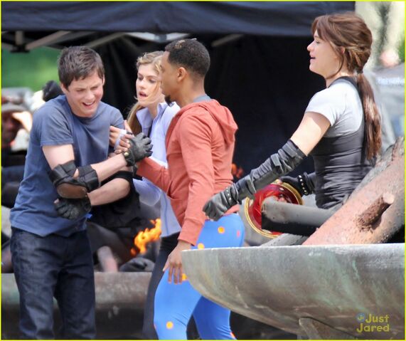 File:Logan-lerman-alexandra-daddario-percy02.jpg