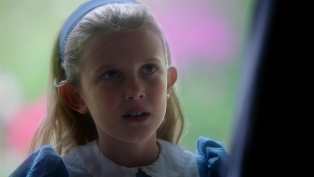 File:1x01YoungAlice1.png