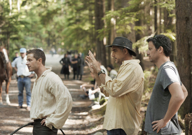 Ficheiro:Snow-Falls-bastidores-07.jpg