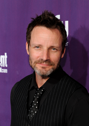 Fichier:Ryan Robbins.png