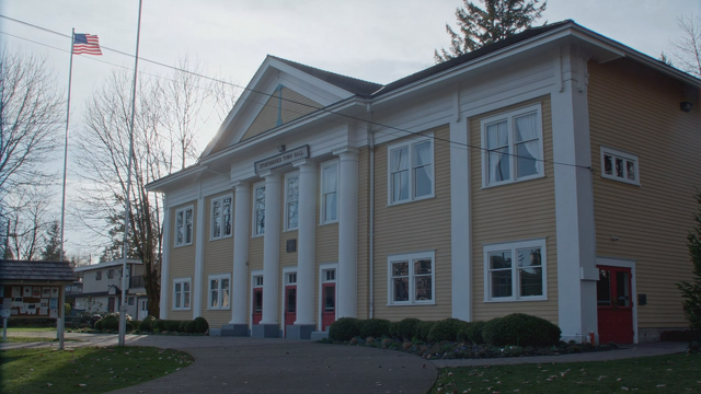 Fichier:5x21 mairie hôtel de ville Storybrooke.png