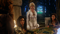 3x20 Zelena Méchante Sorcière de l'Ouest du Nord Cœur d'Oz l'Est Glinda Gentille du Sud innocence courage amour sagesse.png