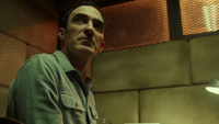 6x16 Isaac Heller cellule appel.png