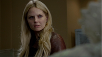 4x07 Emma Swan Ingrid dos énervement parents amour poussée à bout magie.png