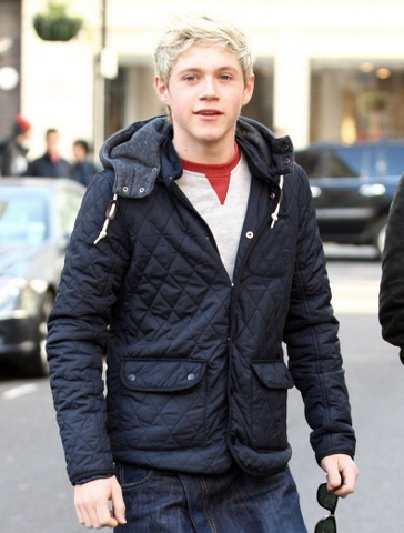 File:Niallinlondon.png
