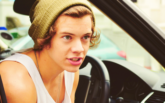 Datei:Harry-s-Wallpaper-3333-harry-styles-32165667-1280-800.png