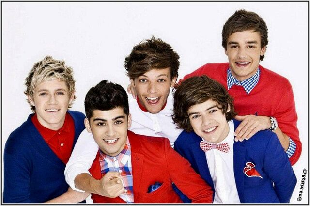 File:1D-Potoshoots-one-direction-34333782-1600-1063.jpg