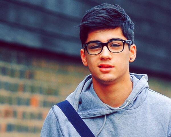 File:ZaynMalik-zayn-malik-30184153-1280-1024.jpg