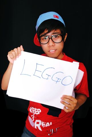 File:LEGGO.jpg