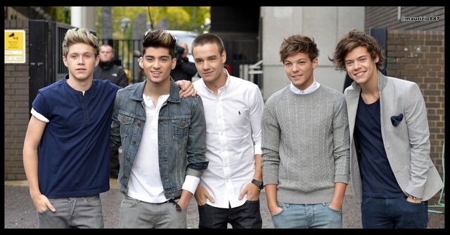 File:One Direction 2.jpg