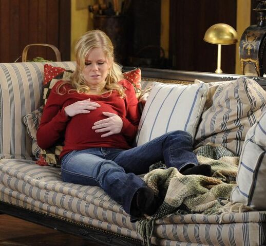 File:Stacypreggolabor.jpg
