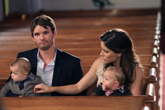 Datei:One-tree-hill-season-9-premiere-pic 1621x1080.jpg