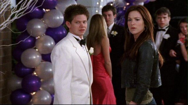 File:416mouthrachel.jpg