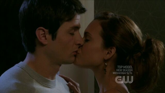 File:508 car kisses n.jpg