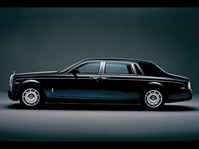 File:2005-Rolls-Royce-Phantom-Extended-Wheelbase-S-1024x768.jpg