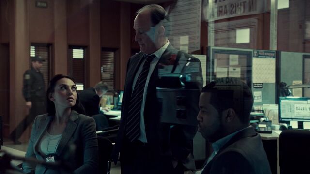 File:OrphanBlackS01E090385.jpg
