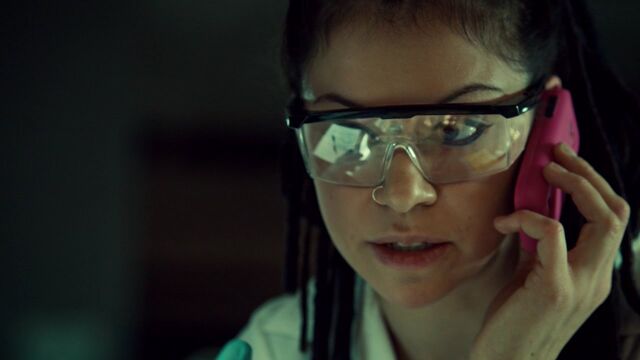File:OrphanBlackS01E090693.jpg