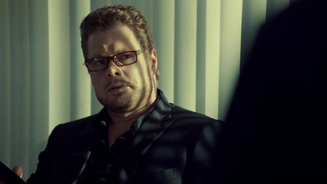 File:OrphanBlackS01E07-1252.jpg