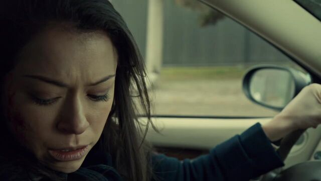 File:OrphanBlackS01E01-2544.jpg
