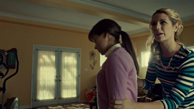 File:OrphanBlackS01E06-2242.jpg