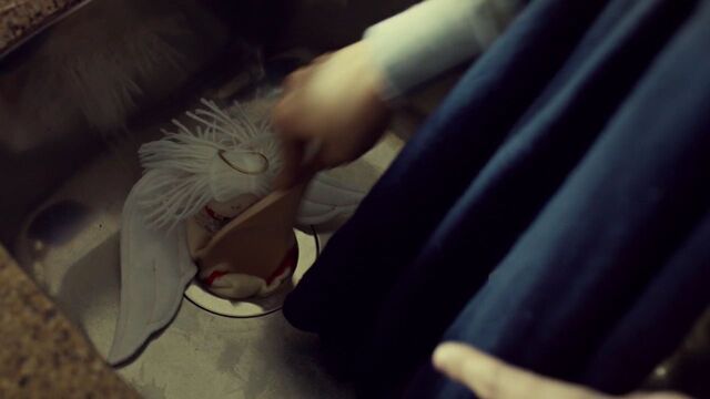 File:OrphanBlackS01E10 1255.jpg