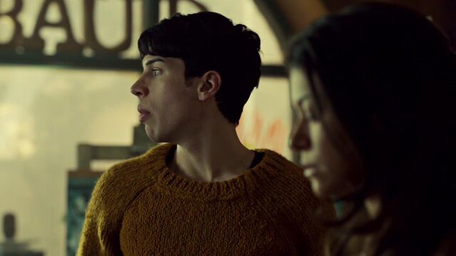 File:OrphanBlackS01E08-0729.jpg